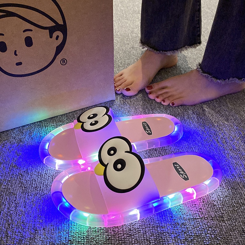 Komik Büyük Gözlü Işıklı Terli - Mule Slip On incelemesi ve fiyatı